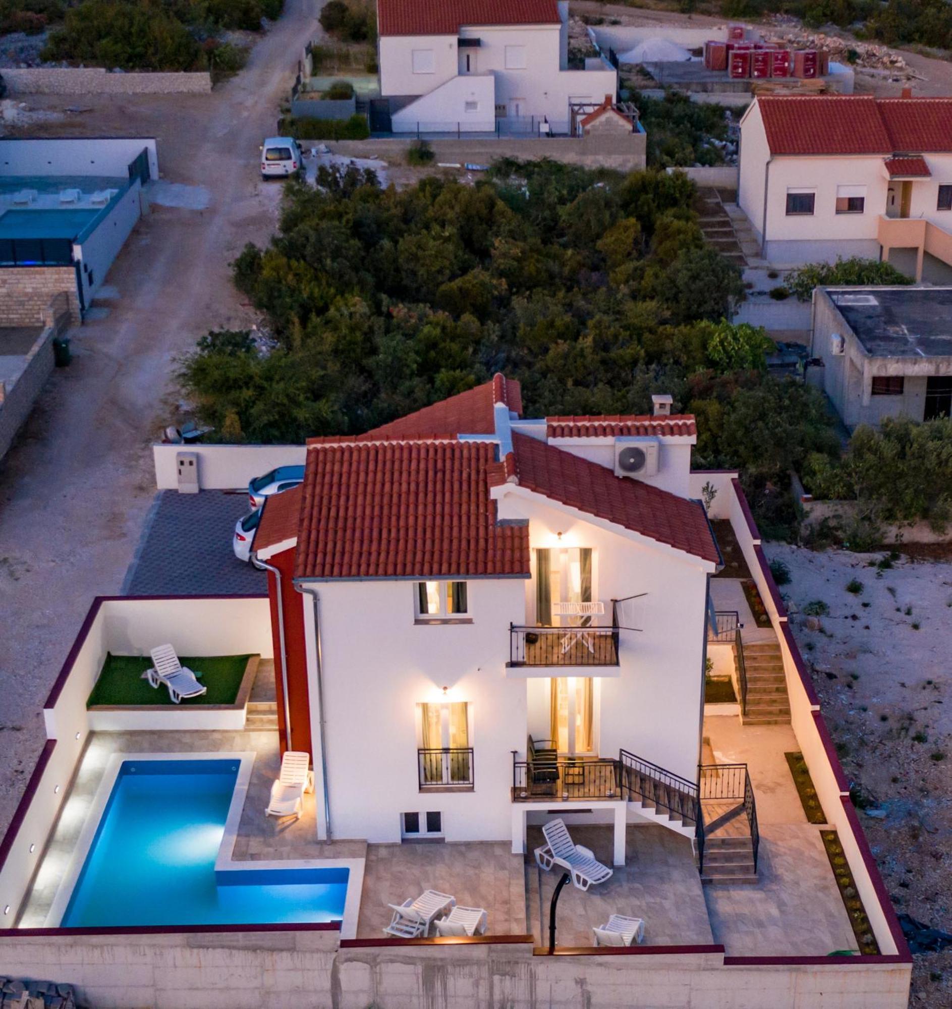Olive Bridge Villa Maslenica Exteriör bild